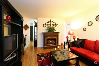 Building Photo - Country Glen