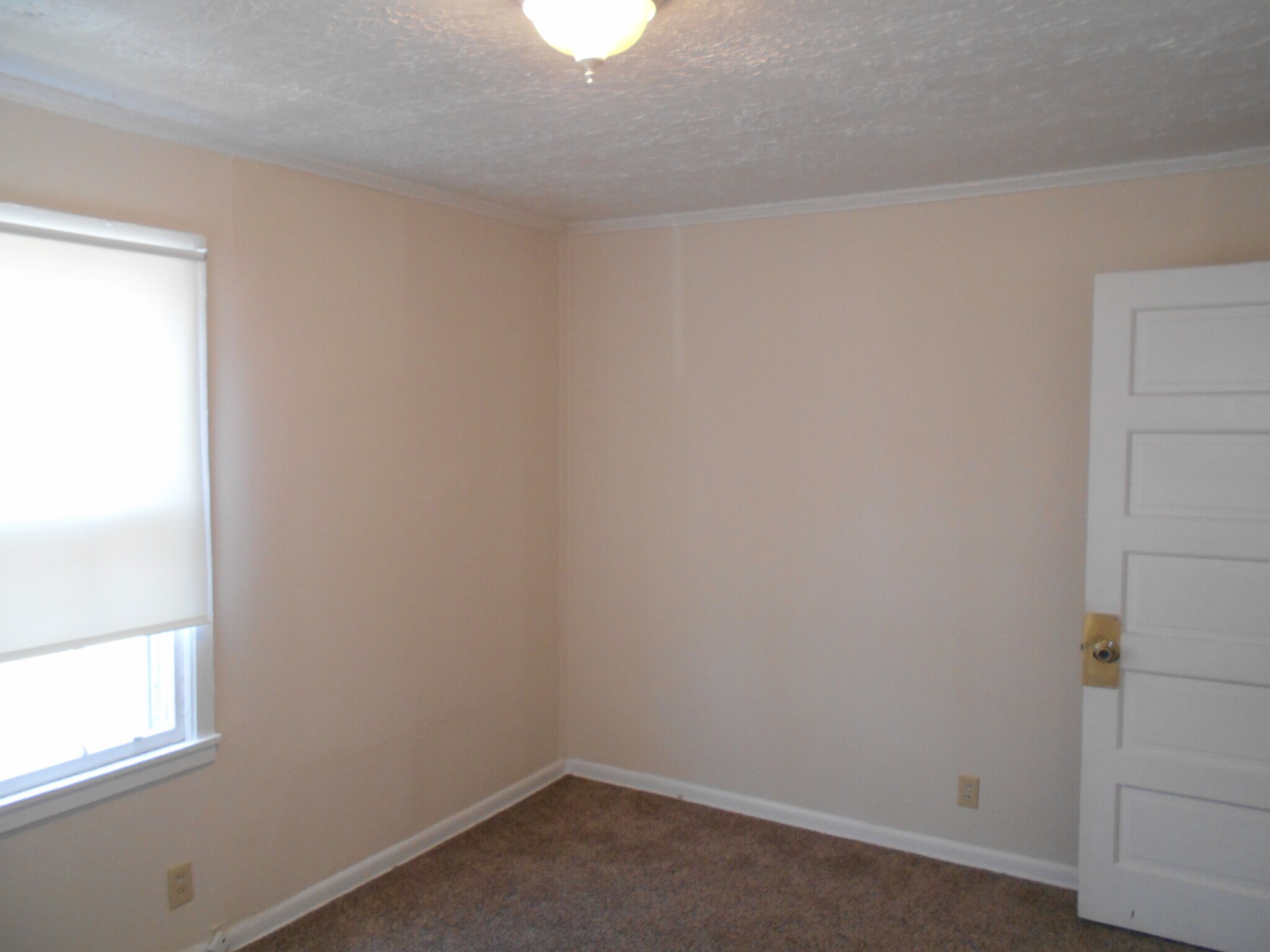 Building Photo - 4403 E Bayley St