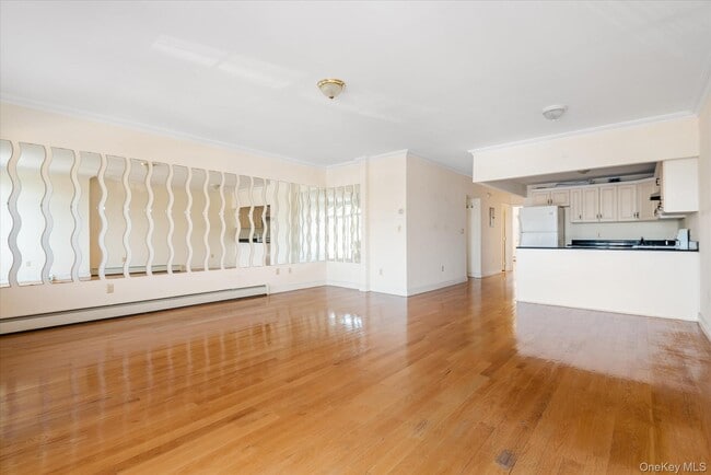 Building Photo - 71-05 Cooper Ave