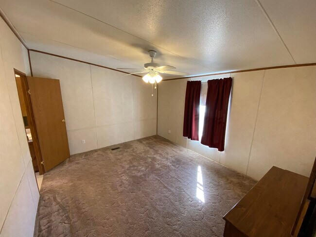 Building Photo - 177 Quail Ridge