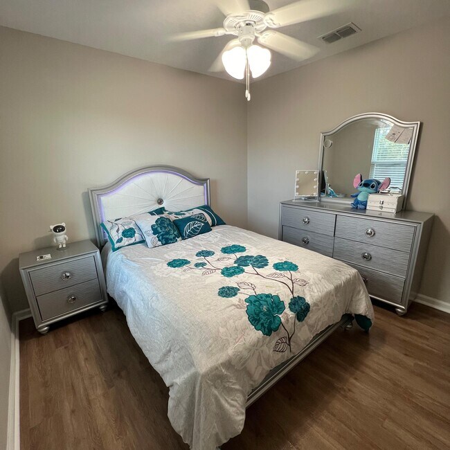 2nd Room - 4252 Adirolf Rd