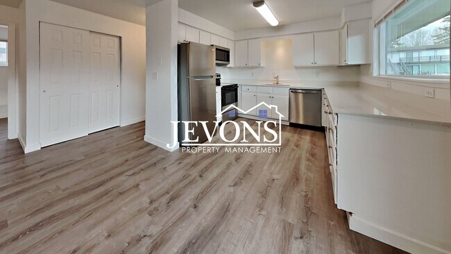 Building Photo - Blue Ridge Apartments