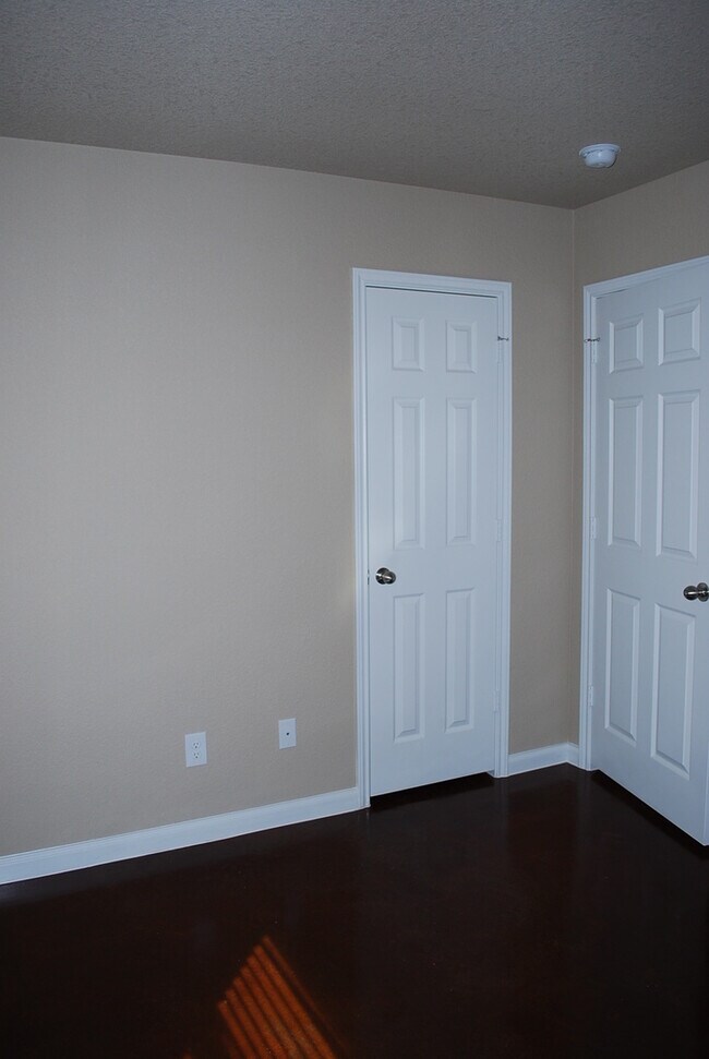 Building Photo - 1514 Dakota Trce