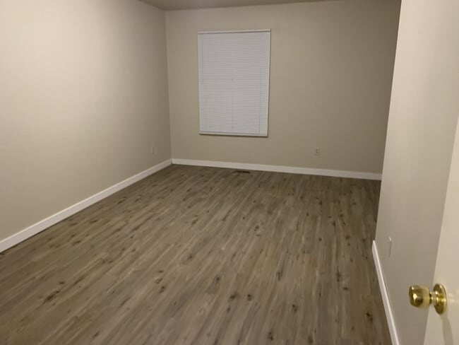 Building Photo - 3567 Baltimore Ave