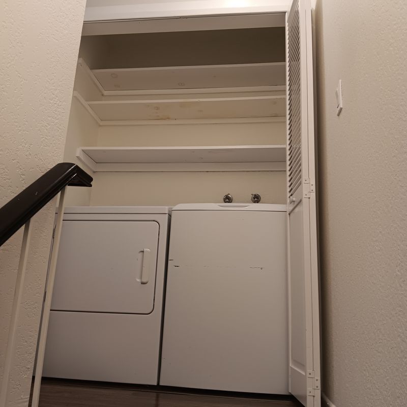 Building Photo - 1419 W 179th St