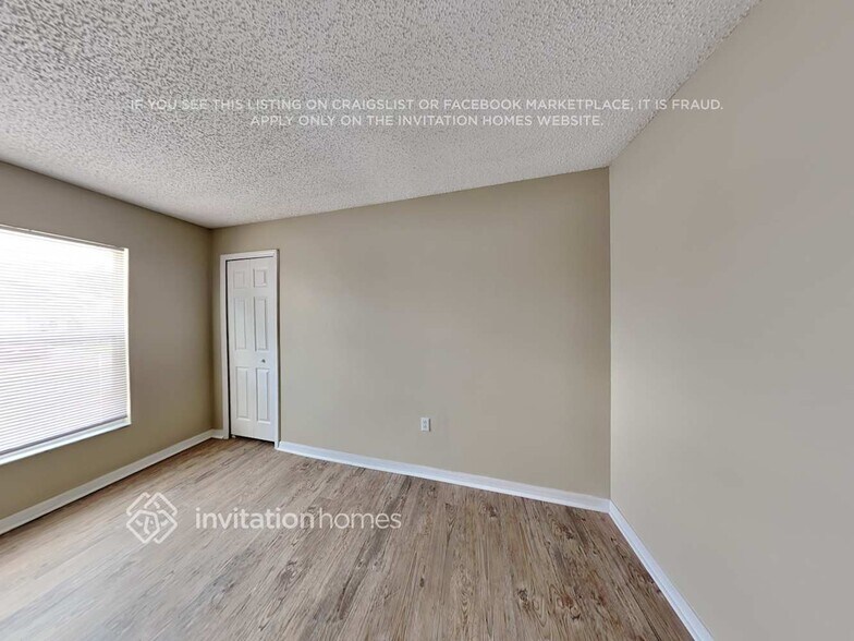 Building Photo - 709 Jessamine Dr