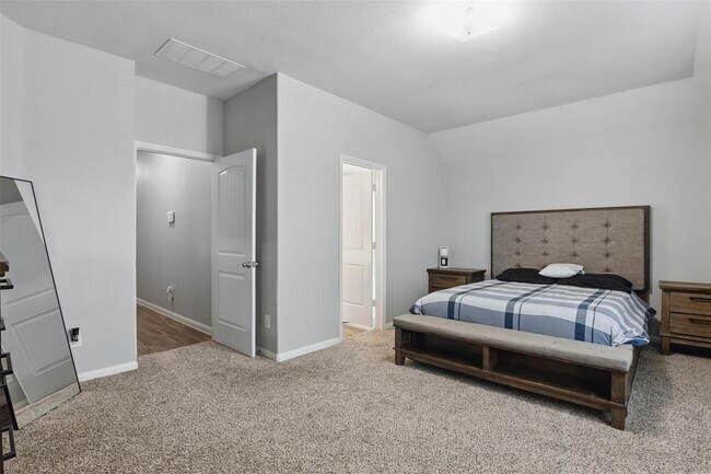 Building Photo - 12911 Italian Cypress Trail