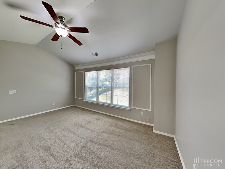 Building Photo - 2016 Mallard Woods Pl