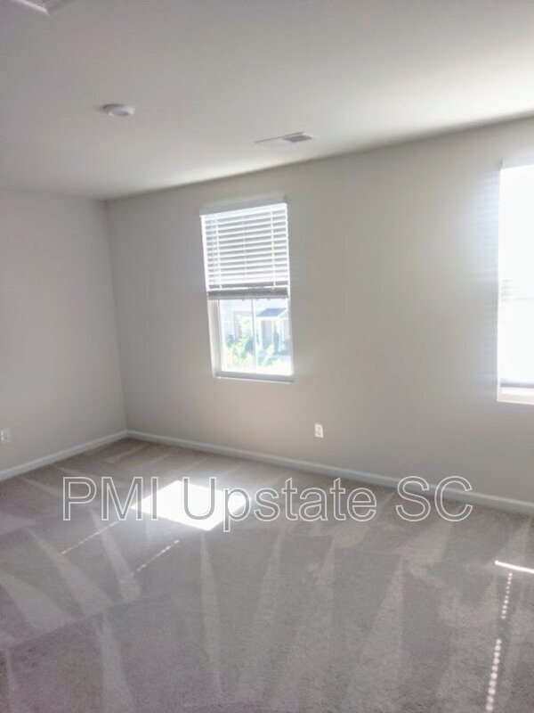 Building Photo - 320 Maplestead Farms Ct