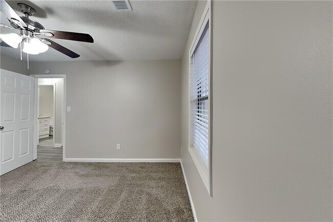 Building Photo - 4487 Wesley Way