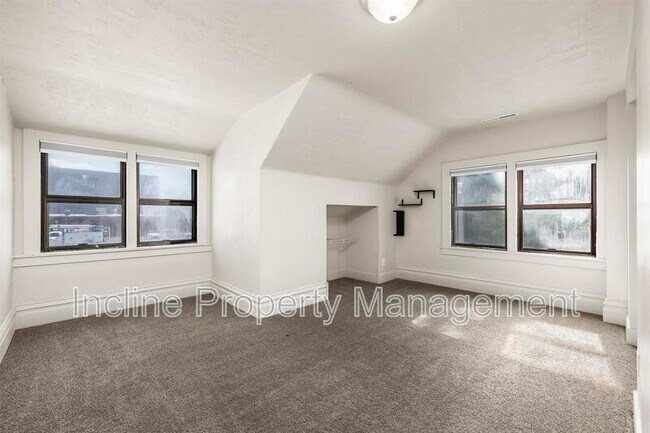 Building Photo - 31 N 100 W