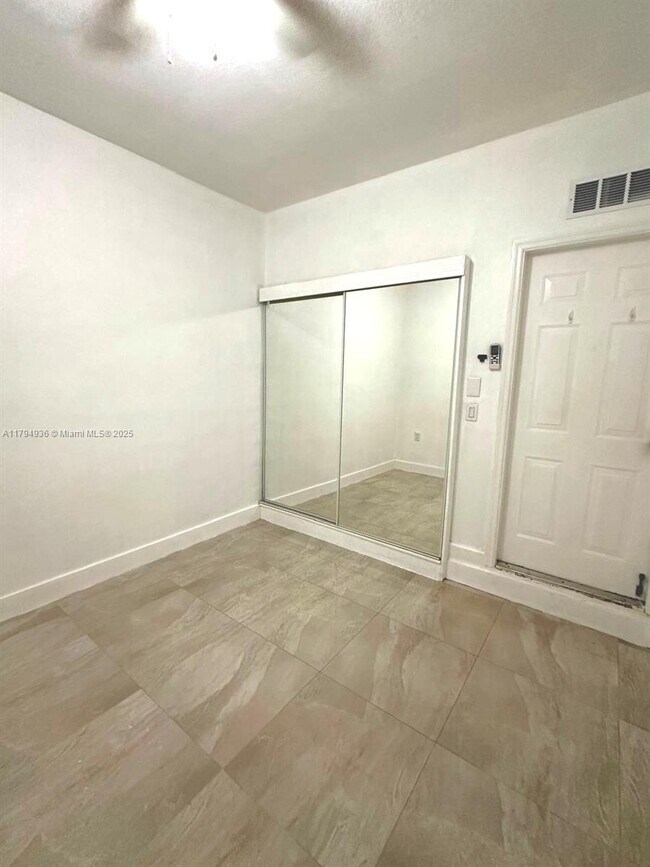 Building Photo - 9285 220th Ter