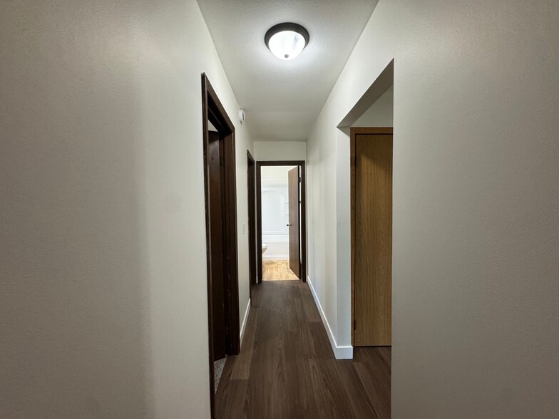 Building Photo - 3129 Runway Ave