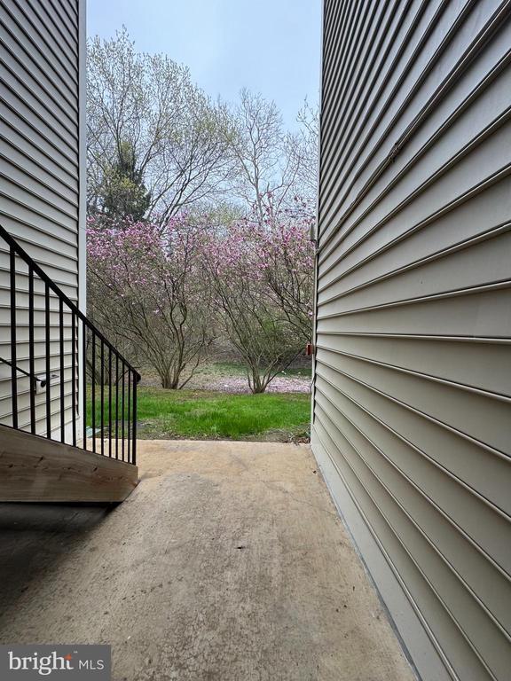 Building Photo - 13105 Millhaven Pl