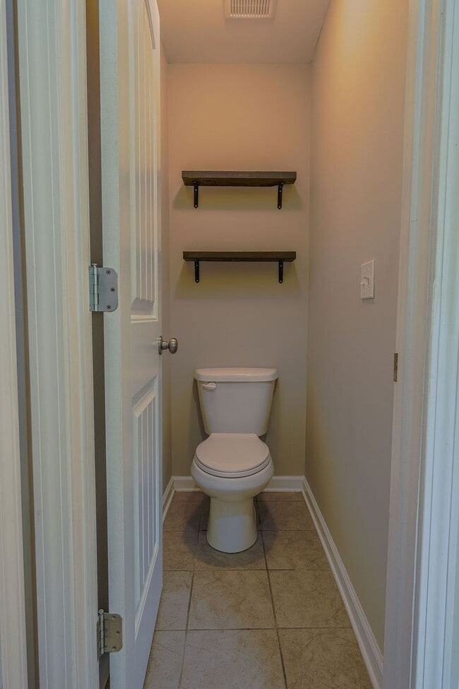 Building Photo - 77 Gray Field Ct