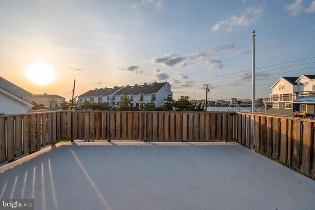 Building Photo - 100 Sheridan Square