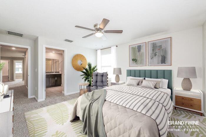 Building Photo - 5703 Mercado Dr