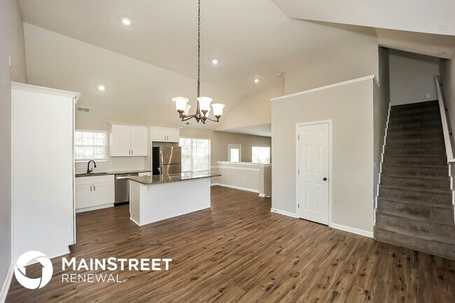 Building Photo - 220 Cinnamon Oak Cir