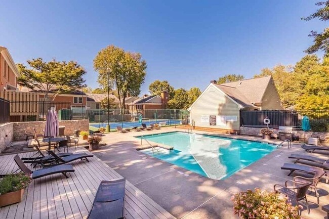 Building Photo - 23 Mt Vernon Cir