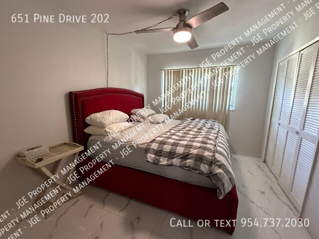 Building Photo - 651 Pine Dr