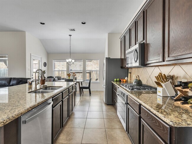 Building Photo - 24514 Bella Florence Dr