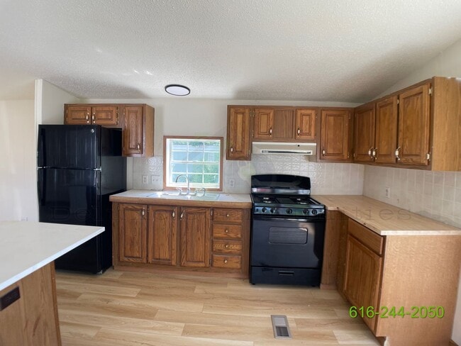 Building Photo - New Home Available Now!