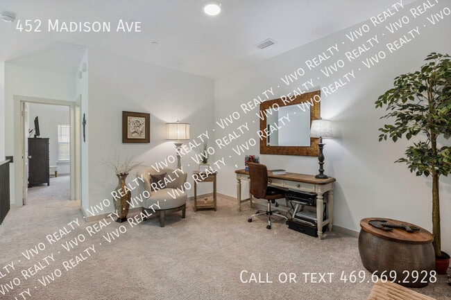 Building Photo - 452 Madison Ave