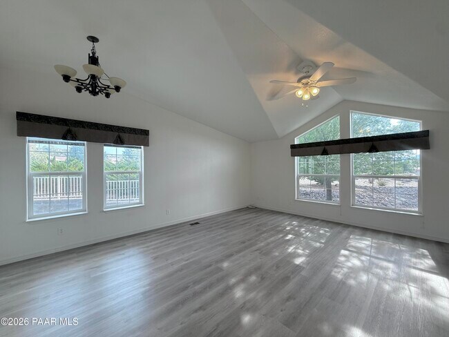 Building Photo - 2828 Jerry St