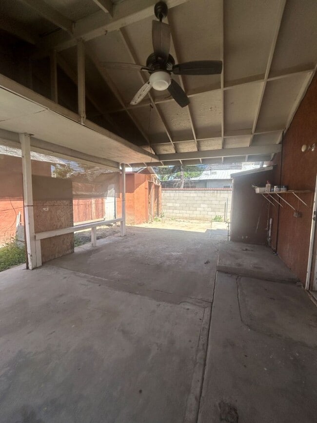 Building Photo - Spacious 3 bed/1 bath coming soon in McFar...