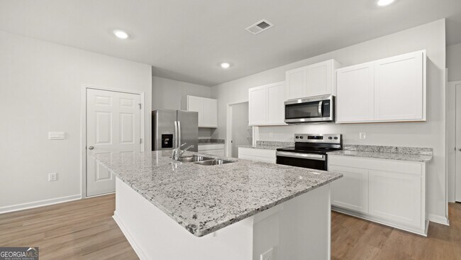 Building Photo - 102 Glenrise Dr