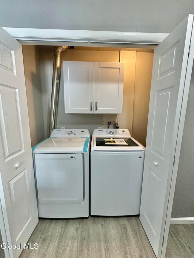 Building Photo - 31 Suncrest Dr