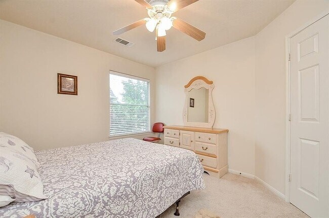 Building Photo - 1306 Ventura Canyon Dr
