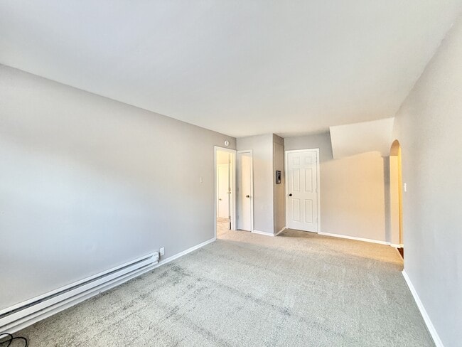 Building Photo - 1310 Copeland Ave