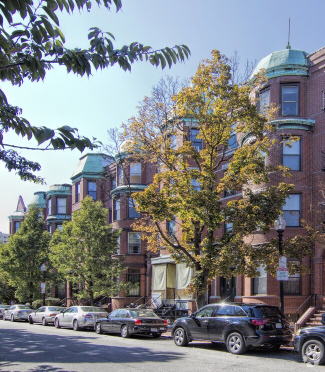 Building Photo - 127 St. Botolph Street