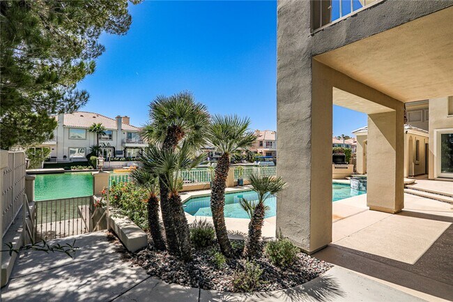 Building Photo - 3137 Beach View Ct