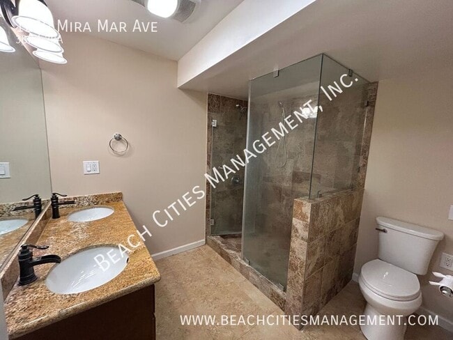 Building Photo - 1200 Mira Mar Ave