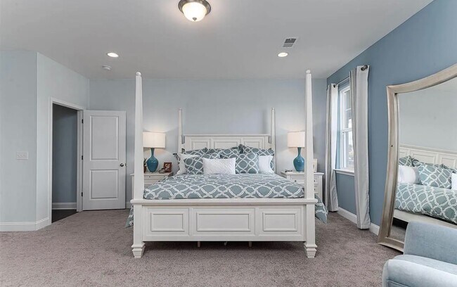 Building Photo - 5032 Magnolia Village Way