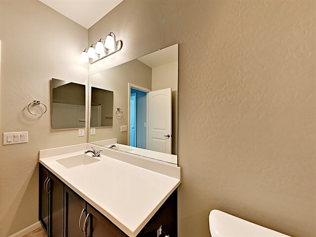 Building Photo - 20735 W Point Ridge Rd