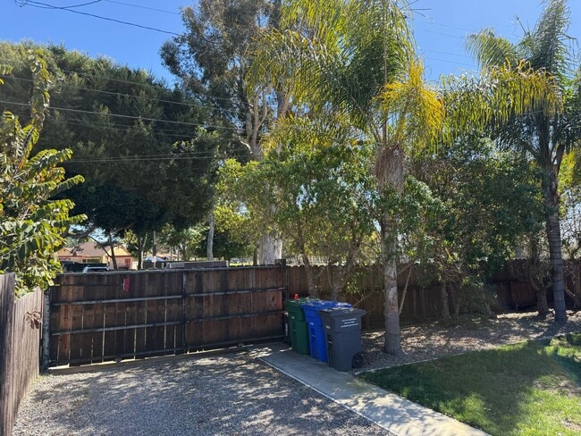 Building Photo - Carlsbad Home across from Holiday Park