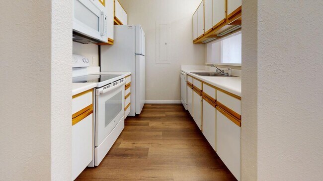 Building Photo - University Place Condo - Building 515, Unit 201