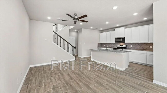 Building Photo - 2820 Percheron Dr