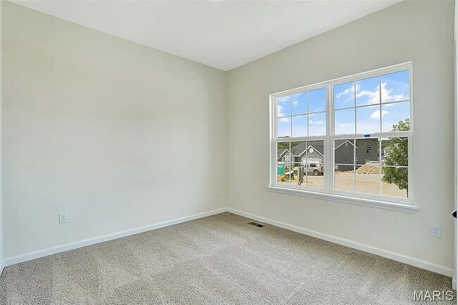 Building Photo - 810 Colony Rdg Ct