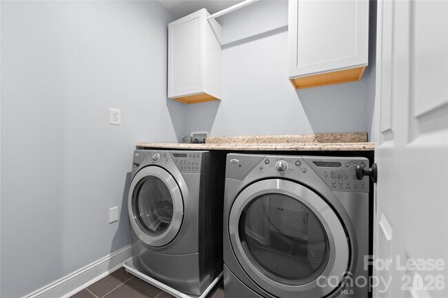 Building Photo - 19314 Yachtman Dr