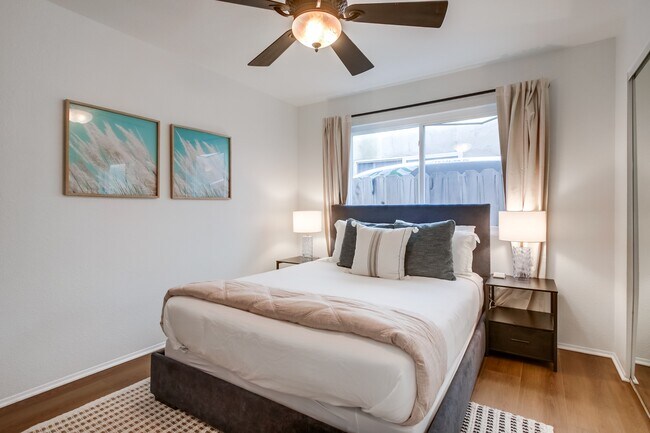 Building Photo - 807 Capistrano Pl