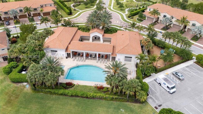 Building Photo - 10069 Brickhill Dr