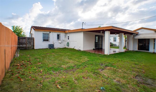 Building Photo - 7591 SW 28th Street Rd