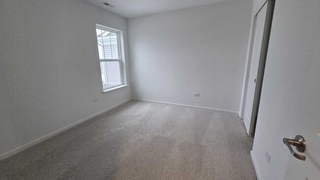 Building Photo - 460 Hathaway Ln