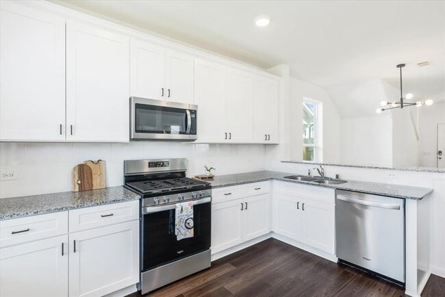 Building Photo - 25919 Chicory Dr