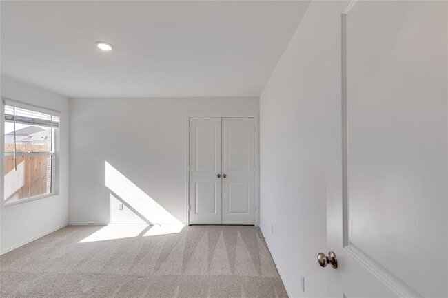 Building Photo - 318 Canley Lp
