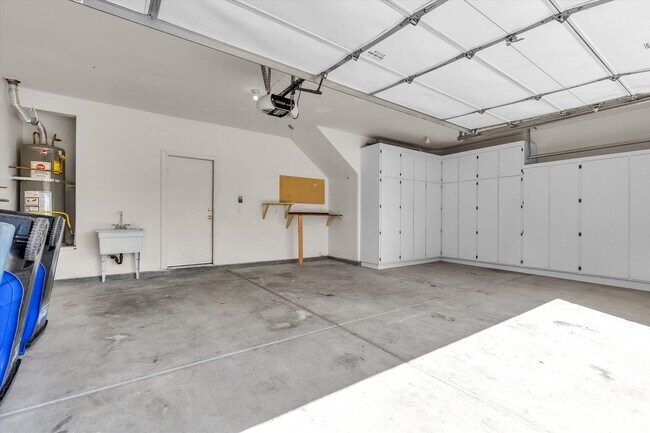 Building Photo - 75 Vallejo Verde St